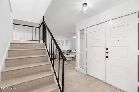 Entry Way - 2119 Ellis Dr, Tempe, AZ 85282 photo 5 of 6