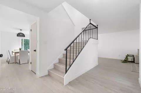 Entry Way - 2119 Ellis Dr, Tempe, AZ 85282 photo 4 of 6