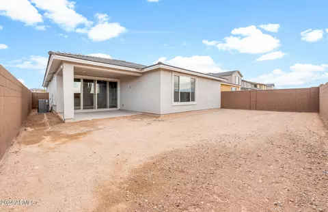 5935 E Abraham Ln, Phoenix, AZ 85054 photo 21