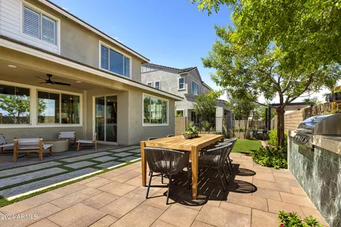 1462 E Rakestraw Ln, Gilbert, AZ 85298 photo 13