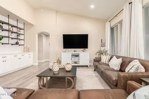 720 N Bridlegate Dr, Gilbert, AZ 85234 photo 3