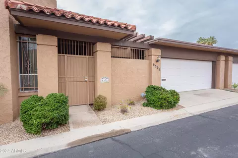 6508 N La Paloma Oeste --, Phoenix, AZ 85014