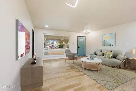 9233 N 17th Dr, Phoenix, AZ 85021 photo 9