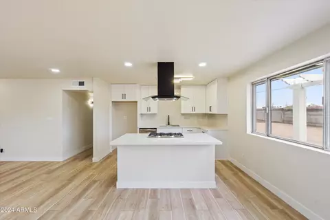 9233 N 17th Dr, Phoenix, AZ 85021 photo 6