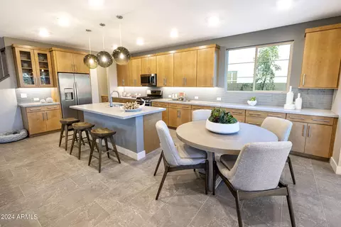 1470 E Rakestraw Ln, Gilbert, AZ 85298 photo 3