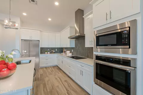 10012 E Fenimore Rd, Mesa, AZ 85207 photo 4