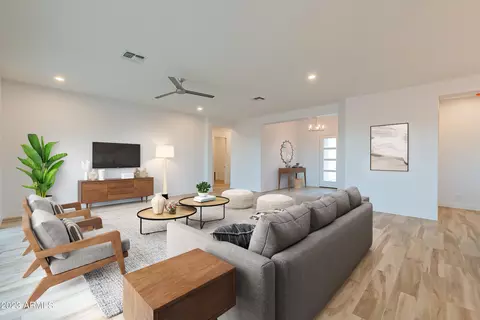 10012 E Fenimore Rd, Mesa, AZ 85207 photo 3