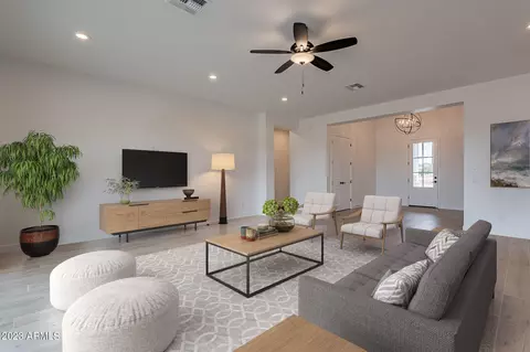 10028 E Fenimore Rd, Mesa, AZ 85207 photo 4
