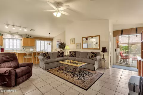 4505 E Windsong Dr, Phoenix, AZ 85048 photo 3