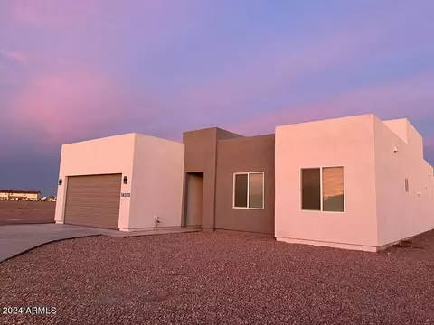 14183 S Gleneagle Ln, Arizona City, AZ 85123