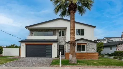 4002 E Fairmount Ave, Phoenix, AZ 85018