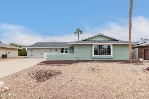 10602 W Burns Dr, Sun City, AZ 85351