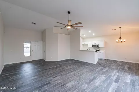 5622 S 26th Pl, Phoenix, AZ 85040 photo 3