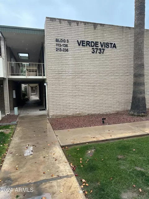 3737 E Turney Ave #118, Phoenix, AZ 85018