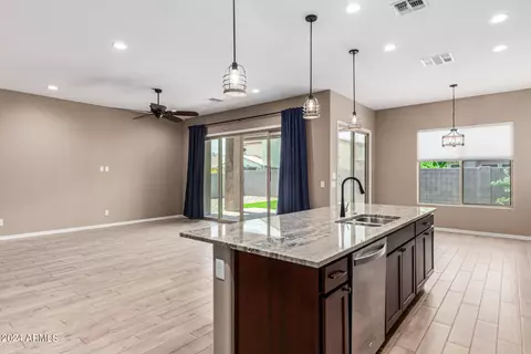 Living - 4644 S Pluto --, Mesa, AZ 85212 photo 2 of 3