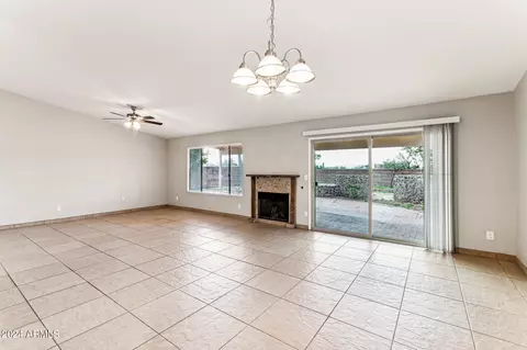 Living - 6865 N De Chelly Loop, Tucson, AZ 85741 photo 1 of 3