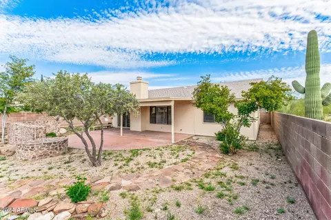Exterior - 6865 N De Chelly Loop, Tucson, AZ 85741 photo 4 of 5