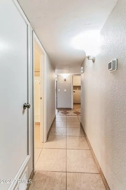 Entry Way - 6865 N De Chelly Loop, Tucson, AZ 85741 photo 1 of 1