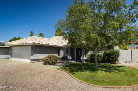2006 E Sharon Dr, Phoenix, AZ 85022