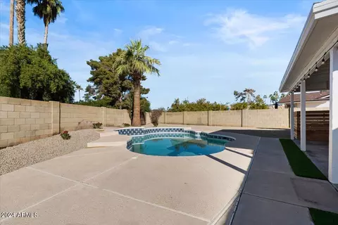 5300 S Hazelton Ln, Tempe, AZ 85283 photo 26