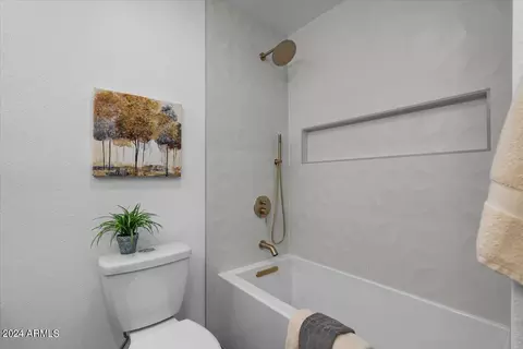 5300 S Hazelton Ln, Tempe, AZ 85283 photo 19