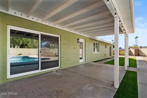 5300 S Hazelton Ln, Tempe, AZ 85283 photo 22