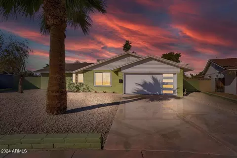 5300 S Hazelton Ln, Tempe, AZ 85283 photo 2