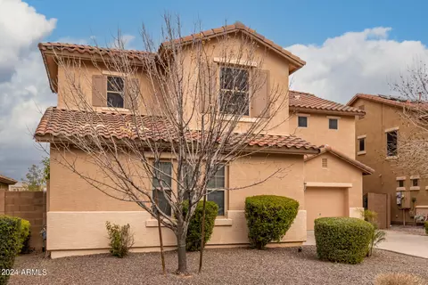 Exterior - 734 E Kingbird Dr, Gilbert, AZ 85297 photo 5 of 10