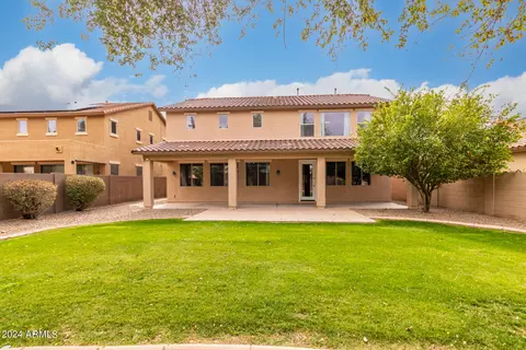 Exterior - 734 E Kingbird Dr, Gilbert, AZ 85297 photo 9 of 10