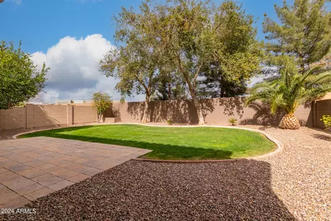 Exterior - 734 E Kingbird Dr, Gilbert, AZ 85297 photo 8 of 10