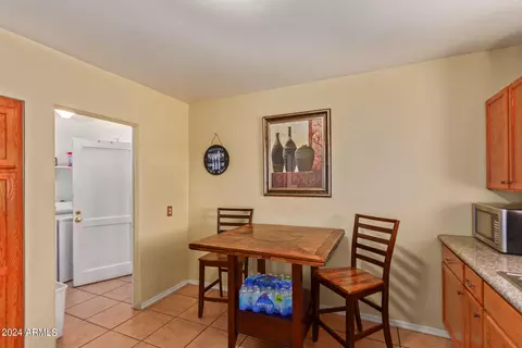 2922 E Cheery Lynn Rd, Phoenix, AZ 85016 photo 9