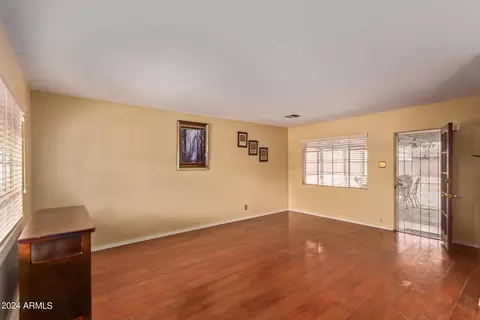 2922 E Cheery Lynn Rd, Phoenix, AZ 85016 photo 8