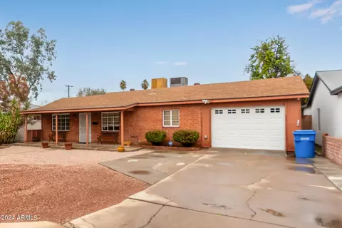 2922 E Cheery Lynn Rd, Phoenix, AZ 85016 photo 4