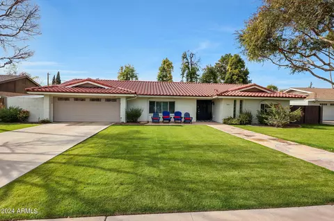 Exterior - 7050 N 11th Ave, Phoenix, AZ 85021 photo 3 of 13