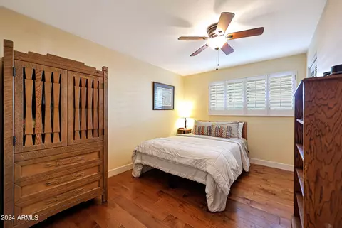 Bedroom - 7050 N 11th Ave, Phoenix, AZ 85021 photo 3 of 6