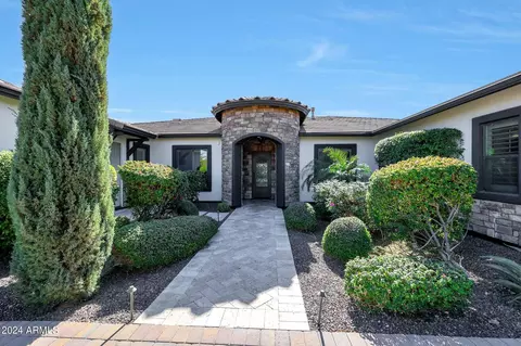 8489 W Park View Ct, Peoria, AZ 85383