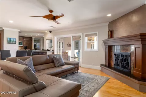 4131 N 51st Pl, Phoenix, AZ 85018 photo 11