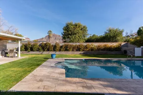 4131 N 51st Pl, Phoenix, AZ 85018 photo 4