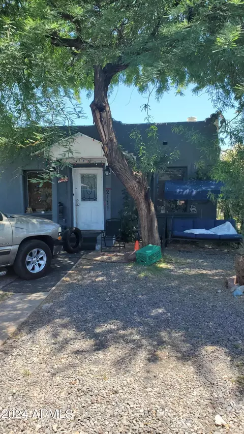 2111 N 25th Pl, Phoenix, AZ 85008