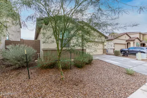 5737 W Odeum Ln, Phoenix, AZ 85043 photo 4