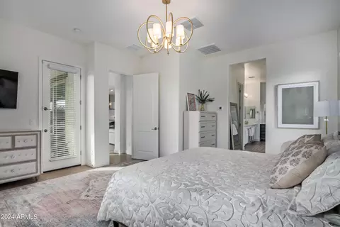 229 E Balao Dr, Phoenix, AZ 85085 photo 21