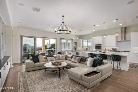 229 E Balao Dr, Phoenix, AZ 85085 photo 8
