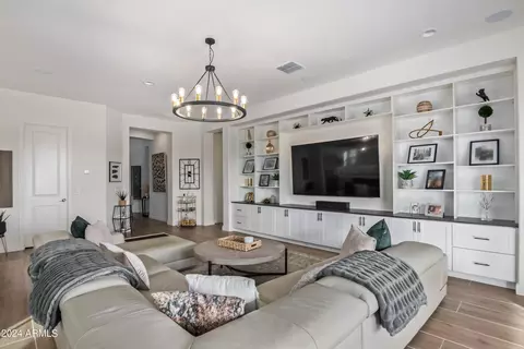229 E Balao Dr, Phoenix, AZ 85085 photo 12