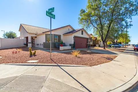 24967 W Wayland Dr, Buckeye, AZ 85326