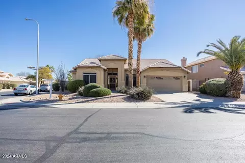 961 N Criss St, Chandler, AZ 85226