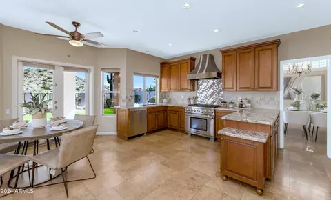 Kitchen - 2538 E Desert Willow Dr, Phoenix, AZ 85048 photo 2 of 3