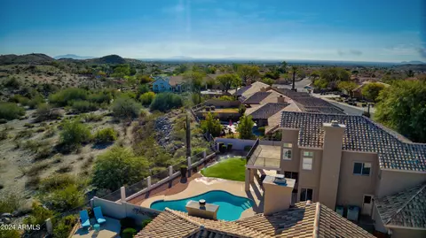 View/Area - 2538 E Desert Willow Dr, Phoenix, AZ 85048 photo 3 of 10