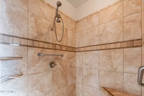 Bath - 641 E Del Rio St, Gilbert, AZ 85295 photo 5 of 6