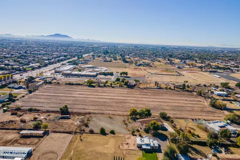 View/Area - 641 E Del Rio St, Gilbert, AZ 85295 photo 12 of 12