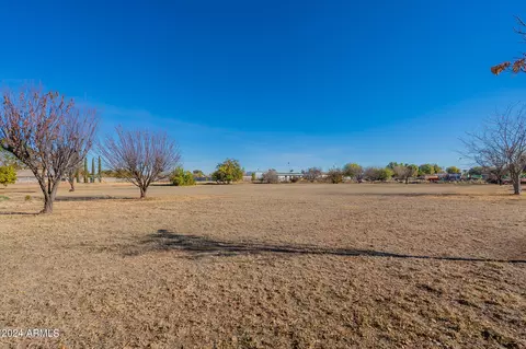 Exterior - 641 E Del Rio St, Gilbert, AZ 85295 photo 16 of 19